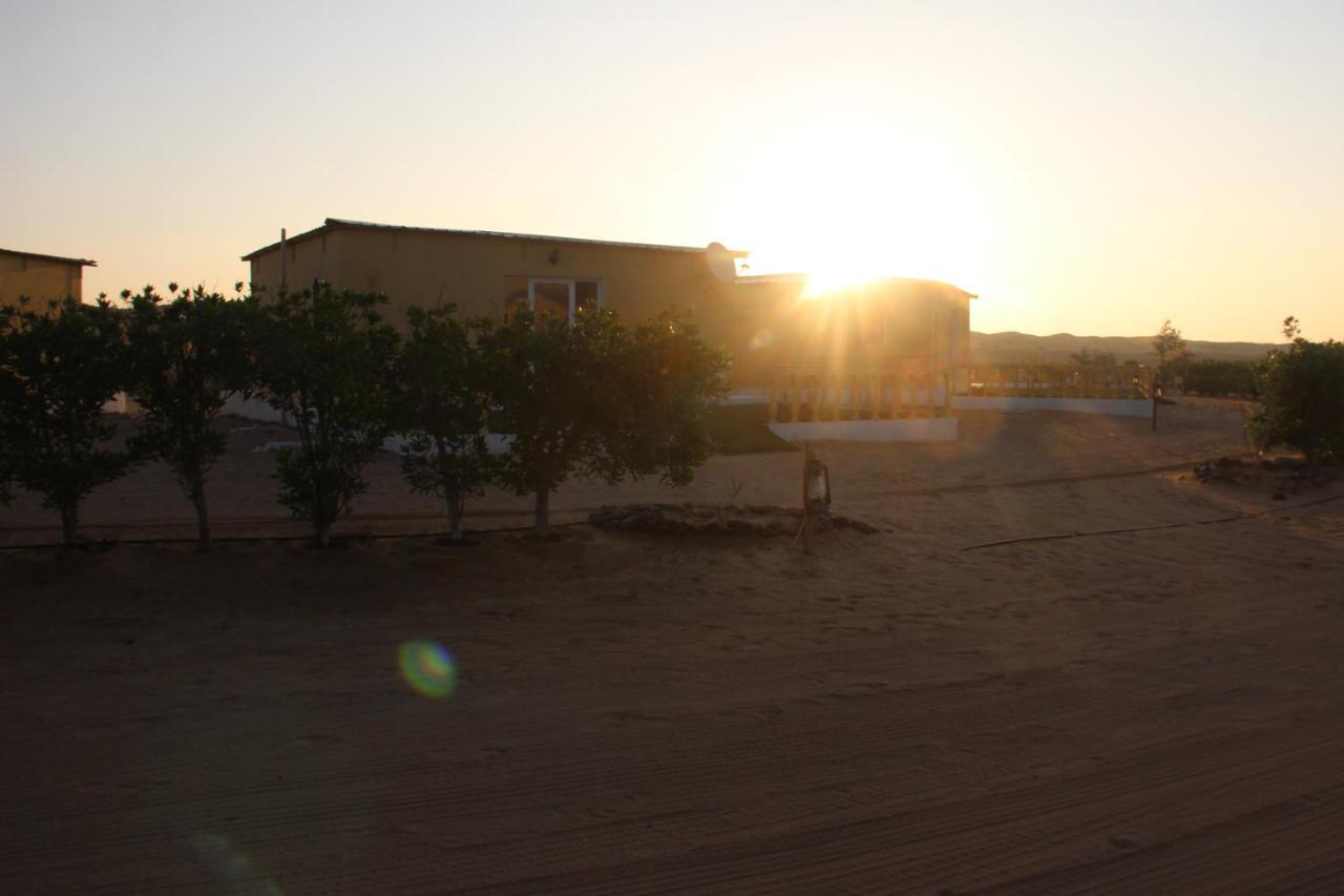 Golden Palm Oasis Hotel Fulayj al Masha'ikh Exterior photo